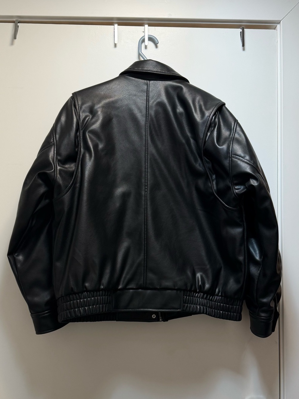 H&M Black Oversized Faux Leather Jacket - Picture 9 of 12